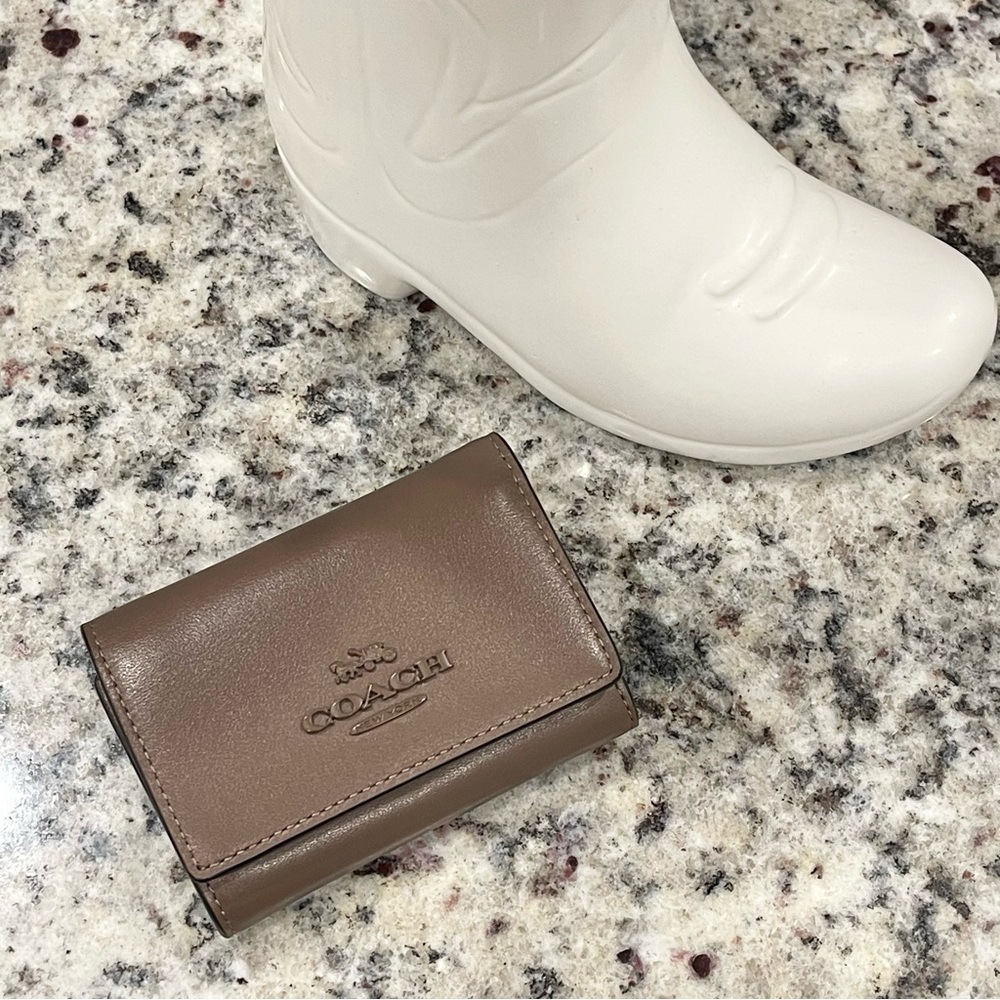 Coach Micro Wallet🤎
